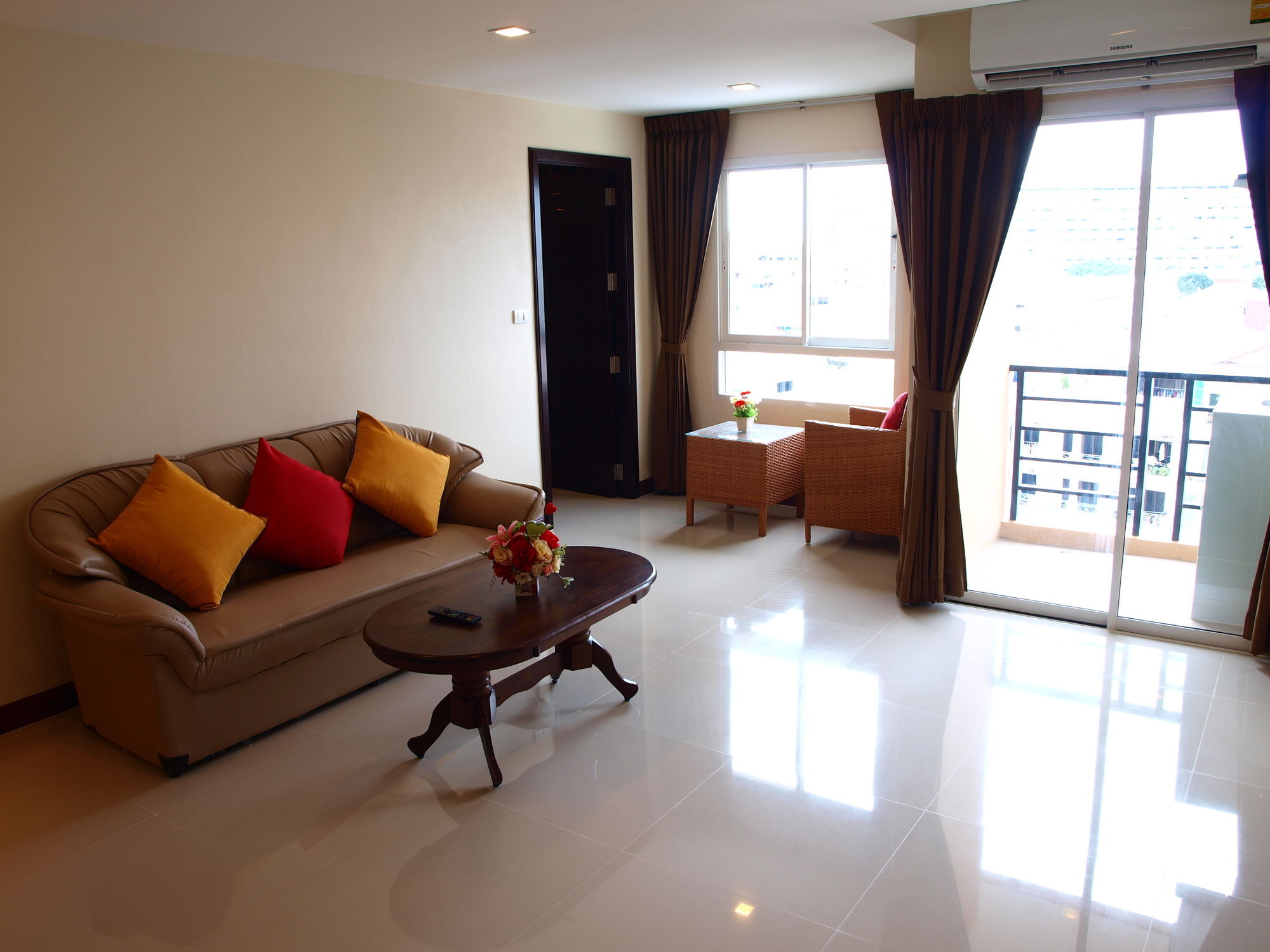 V Residence Pattaya Exteriér fotografie